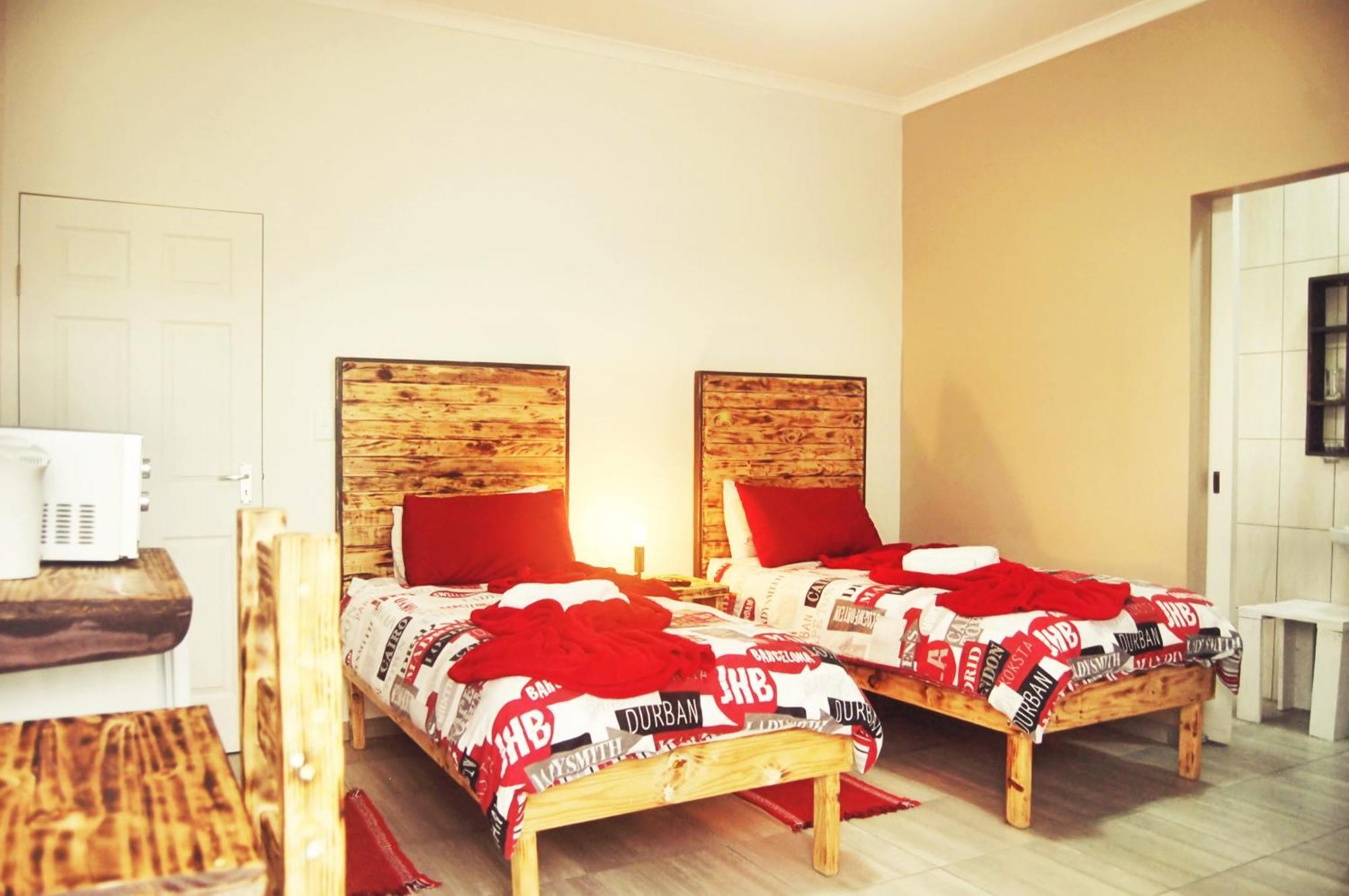 La Casetta Bed & Breakfast Swakopmund Exterior photo