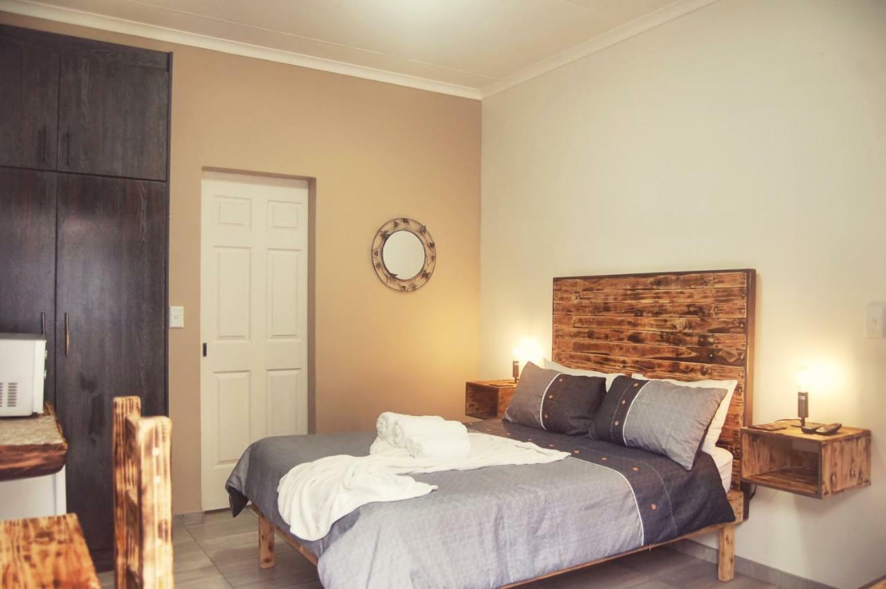 La Casetta Bed & Breakfast Swakopmund Exterior photo